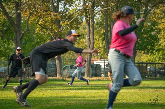 SLOWPITCH 4