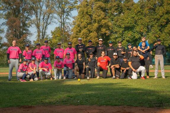 SLOWPITCH 12